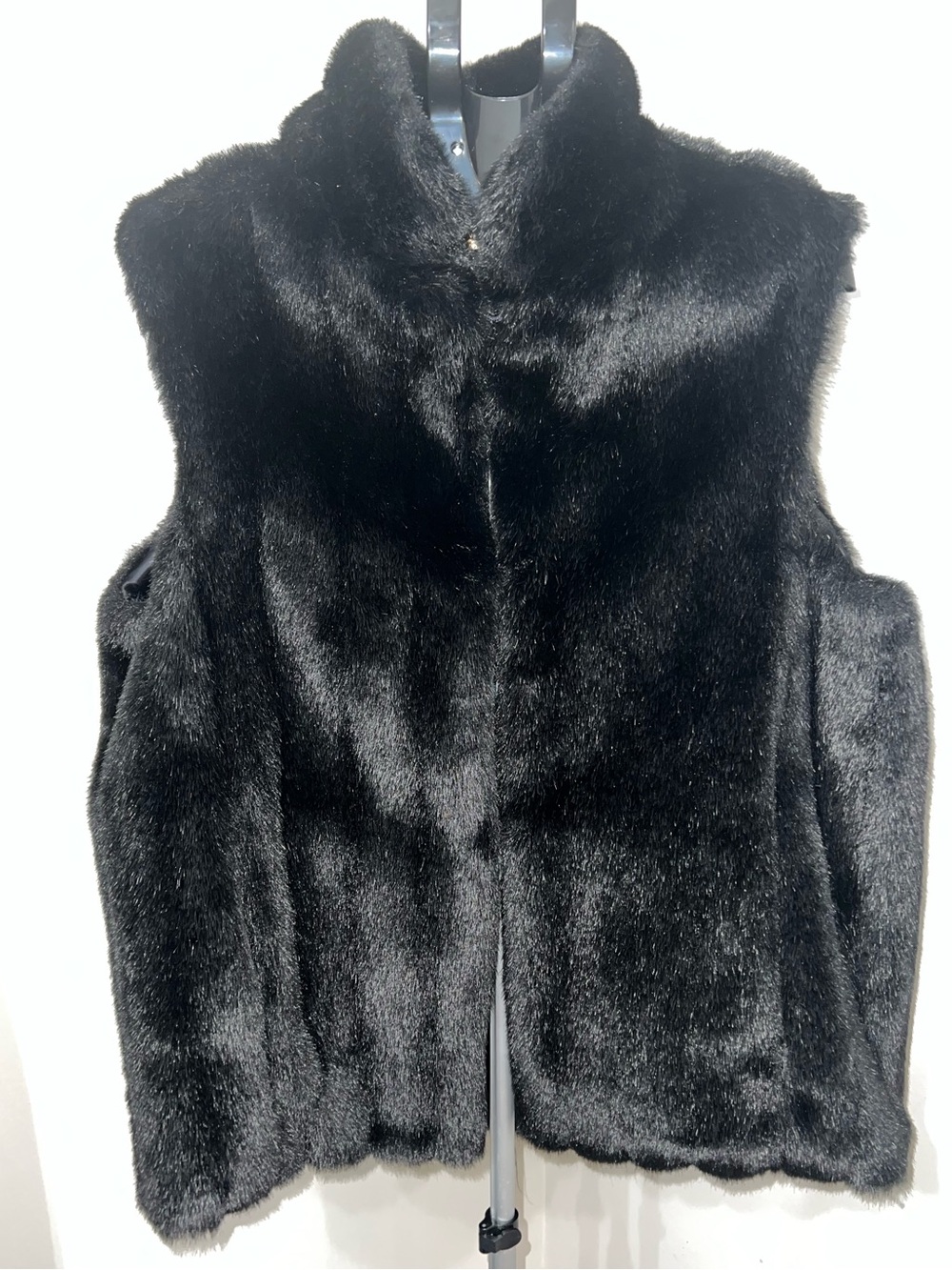 Donna Salyer Fabulous-Furs Black Fur Vest - Women's M